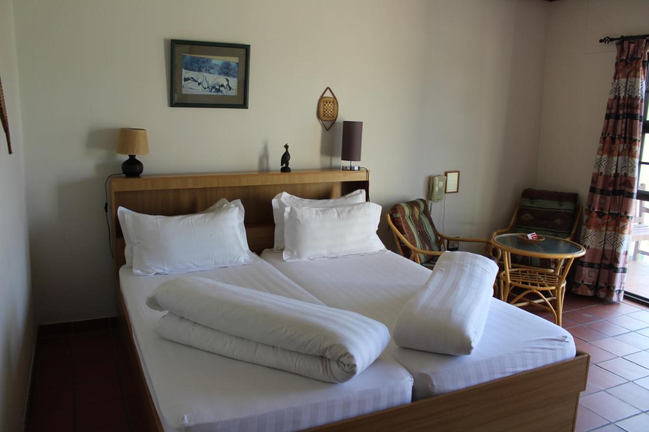 Onganga Hotel Pension Windhoek Extérieur photo
